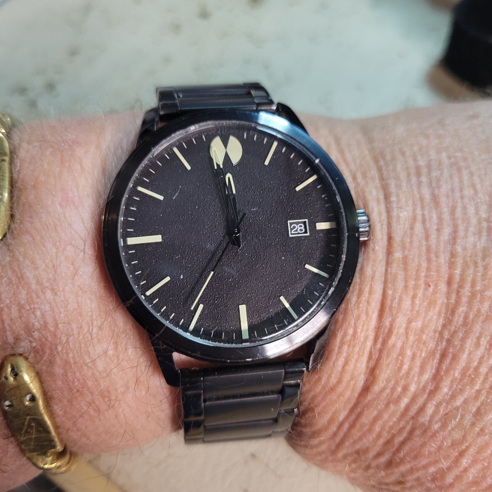 Watch Station massive quartz watch in great shape